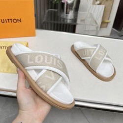 2024SS 最旬アイテム LOUIS VUITTON ルイヴィトン レディースサンダル