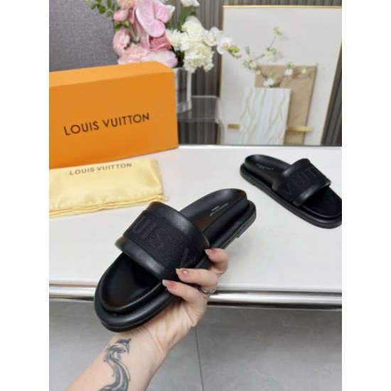 2024SS 夏らしい色味 LOUIS VUITTON ルイヴィトン レディースサンダル 2024SS 夏らしい色味 LOUIS VUITTON ルイヴィトン レディースサンダル