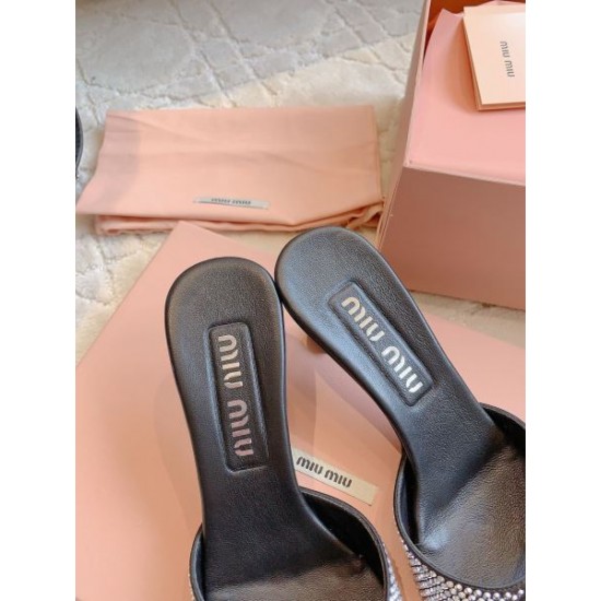 2024SS 最新大人気 MIU MIU ミュウミュウ レディースサンダル 2024SS 最新大人気 MIU MIU ミュウミュウ レディースサンダル