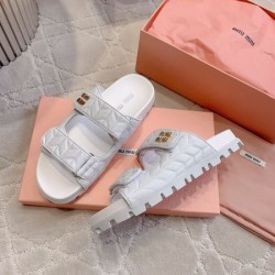 2024SS 最新作入荷 MIU MIU ミュウミュウ レディースサンダル