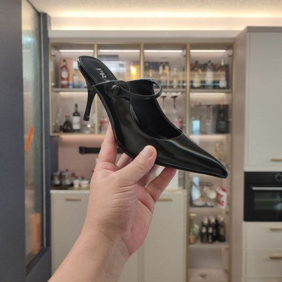 2024SS オシャレにまとめる逸品 PRADA プラダ レディースサンダル 2024SS オシャレにまとめる逸品 PRADA プラダ レディースサンダル