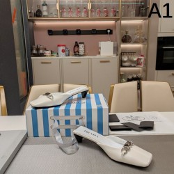 2024SS 新作限定めっちゃ綺麗色 PRADA プラダ レディースサンダル