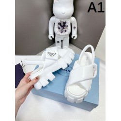 2024SS すっきりしたシルエット PRADA プラダ レディースサンダル
