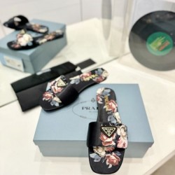 2024SS 最新の注目ファッション PRADA プラダ レディースサンダル