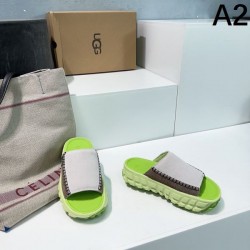 2024SS 大活躍間違いなしの新着 UGG アグ レディースサンダル