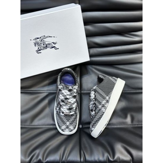 BURBERRY バーバリー お洒落さん必見 2024SS メンズ用 カジュアルシューズ BURBERRY バーバリー お洒落さん必見 2024SS メンズ用 カジュアルシューズ