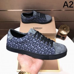 BURBERRY バーバリー セレブ愛用上品 2024SS メンズ用 カジュアルシューズ