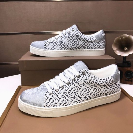BURBERRY バーバリー セレブ愛用上品 2024SS メンズ用 カジュアルシューズ BURBERRY バーバリー セレブ愛用上品 2024SS メンズ用 カジュアルシューズ