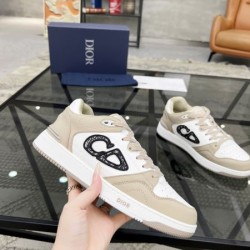 DIOR ディオール 夏に絶対使える限定的 2024SS メンズ用 カジュアルシューズ