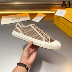 FENDI フェンデイ 人気セール100%新品 2024SS メンズ用 カジュアルシューズ