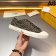 FENDI フェンデイ 人気セール100%新品 2024SS メンズ用 カジュアルシューズ FENDI フェンデイ 人気セール100%新品 2024SS メンズ用 カジュアルシューズ