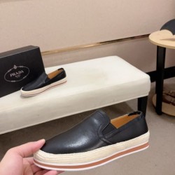 GUCCI グッチ 海外限定モデル新作 2024SS メンズ用 カジュアルシューズ