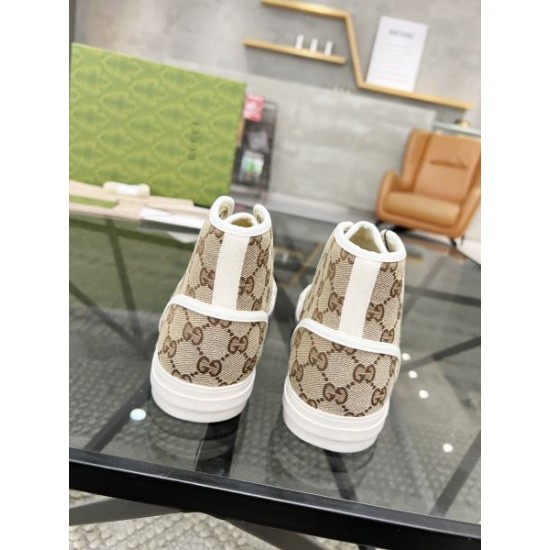 GUCCI グッチ 新作数量限定セール 2024SS メンズ用 カジュアルシューズ GUCCI グッチ 新作数量限定セール 2024SS メンズ用 カジュアルシューズ