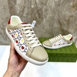 GUCCI グッチ 春夏最新作完売必至 2024SS メンズ用 カジュアルシューズ