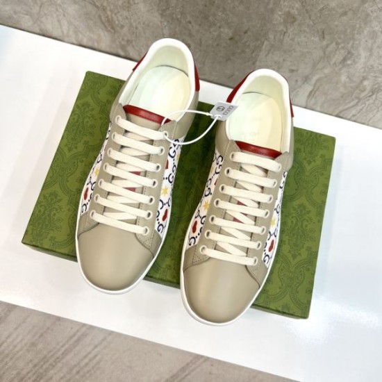GUCCI グッチ 春夏最新作完売必至 2024SS メンズ用 カジュアルシューズ GUCCI グッチ 春夏最新作完売必至 2024SS メンズ用 カジュアルシューズ