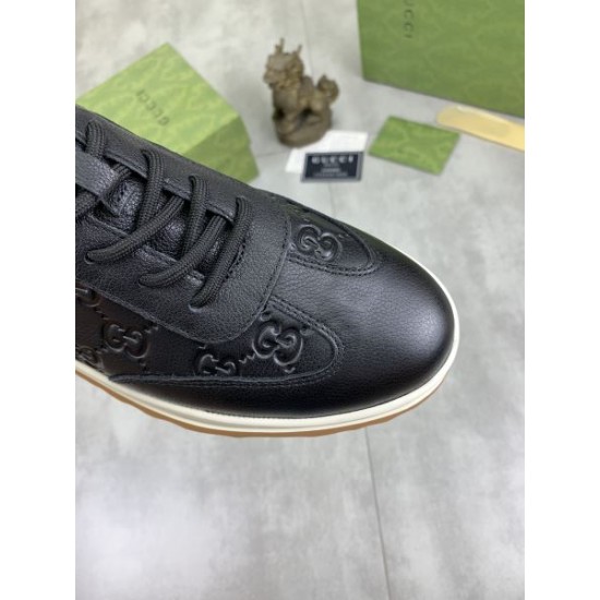 GUCCI グッチ 販売店舗限定モデル 2024SS メンズ用 カジュアルシューズ GUCCI グッチ 販売店舗限定モデル 2024SS メンズ用 カジュアルシューズ