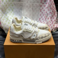 LOUIS VUITTON ルイヴィトン セール価格 2024SS メンズ用 カジュアルシューズ