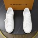 LOUIS VUITTON ルイヴィトン 高級感がUP! 2024SS メンズ用 カジュアルシューズ LOUIS VUITTON ルイヴィトン 高級感がUP! 2024SS メンズ用 カジュアルシューズ