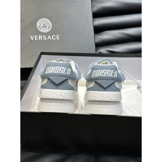 VERSACE ヴェルサーチェ 定番が欲しい方 2024SS メンズ用 カジュアルシューズ VERSACE ヴェルサーチェ 定番が欲しい方 2024SS メンズ用 カジュアルシューズ