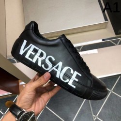 VERSACE ヴェルサーチェ 最終価格セール 2024SS メンズ用 カジュアルシューズ
