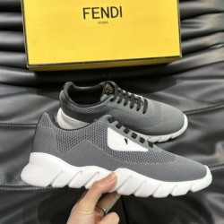 FENDI フェンデイ 相性が良く断然オススメ 2024SS メンズ用 スニーカー