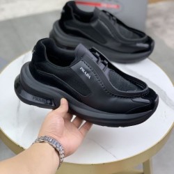 PRADA プラダ 素敵な夏の定番アイテム 2024SS メンズ用 スニーカー
