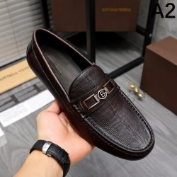 BOTTEGA VENETA ボッテガヴェネタ 人気沸騰中 2024SS メンズ用 ビジネスシューズ