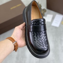 BOTTEGA VENETA ボッテガヴェネタ 今年大人気 2024SS メンズ用 ビジネスシューズ
