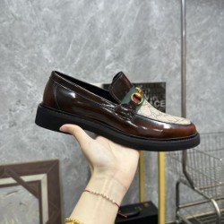 GUCCI グッチ 印象に残るデザイン 2024SS メンズ用 ビジネスシューズ