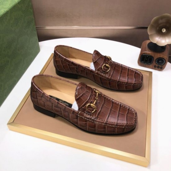 GUCCI グッチ 心惹かれるスタイル 2024SS メンズ用 ビジネスシューズ GUCCI グッチ 心惹かれるスタイル 2024SS メンズ用 ビジネスシューズ