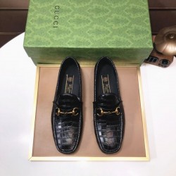 GUCCI グッチ 新作限定人気沸騰中 2024SS メンズ用 ビジネスシューズ
