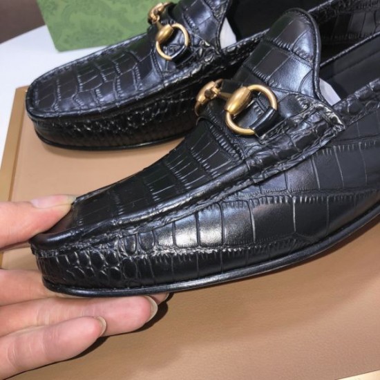 GUCCI グッチ 新作限定人気沸騰中 2024SS メンズ用 ビジネスシューズ GUCCI グッチ 新作限定人気沸騰中 2024SS メンズ用 ビジネスシューズ