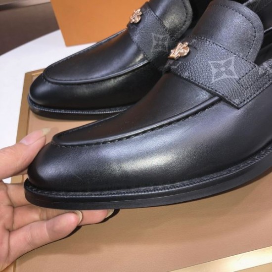 LOUIS VUITTON ルイヴィトン 人気上昇中 2024SS メンズ用 ビジネスシューズ LOUIS VUITTON ルイヴィトン 人気上昇中 2024SS メンズ用 ビジネスシューズ