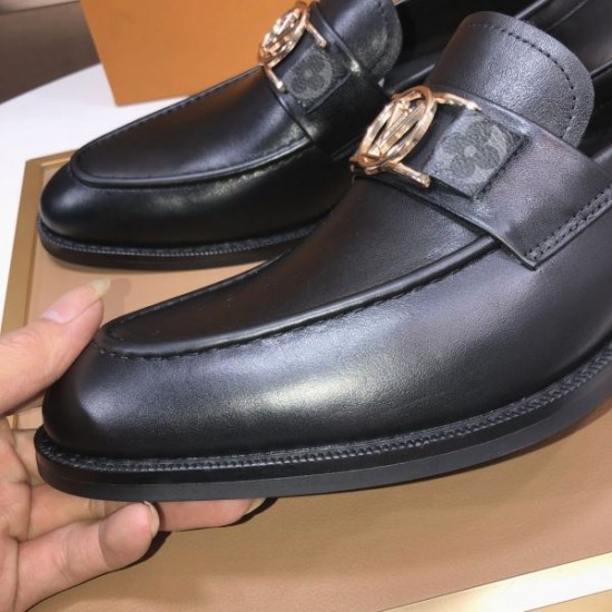LOUIS VUITTON ルイヴィトン 待望の商品 2024SS メンズ用 ビジネスシューズ LOUIS VUITTON ルイヴィトン 待望の商品 2024SS メンズ用 ビジネスシューズ