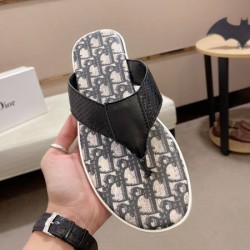 DIOR ディオール 夏に向けて使えるスタイル 2024SS メンズ用 サンダル