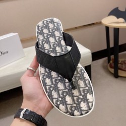 DIOR ディオール 夏に向けて使えるスタイル 2024SS メンズ用 サンダル