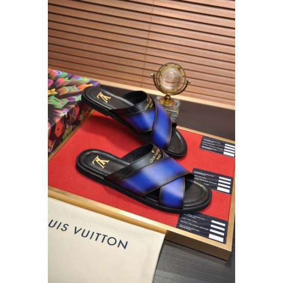 LOUIS VUITTON ルイヴィトン 最新で一目惚れ 2024SS メンズ用 サンダル LOUIS VUITTON ルイヴィトン 最新で一目惚れ 2024SS メンズ用 サンダル