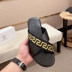 VERSACE ヴェルサーチェ 顧客セール大特価 2024SS メンズ用 サンダル