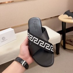 VERSACE ヴェルサーチェ 顧客セール大特価 2024SS メンズ用 サンダル