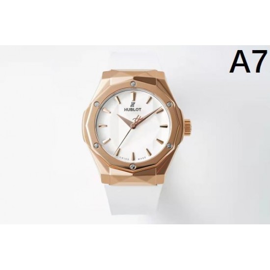 2024SS 日本でも大人気のモデル HUBLOT ウブロ 時計 ウォッチ