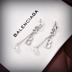 2024SS BALENCIAGA バレンシアガ イヤリング 呼び声が高い新名品