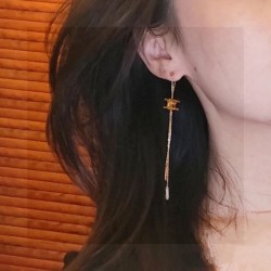 2024SS CELINE セリーヌ イヤリング 引き続き人気のアイテム