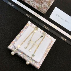 2024SS DIOR ディオール イヤリング 春夏大活躍人気アイテム