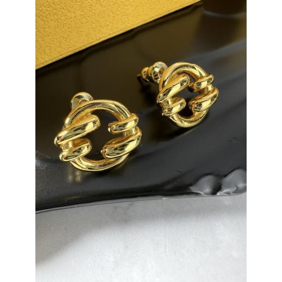 2024SS FENDI フェンデイ イヤリング 愛用者多数になる夏季新作 2024SS FENDI フェンデイ イヤリング 愛用者多数になる夏季新作