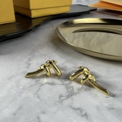 2024SS FENDI フェンデイ イヤリング 続々とお目見える夏季新作