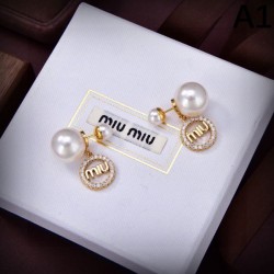2024SS MIU MIU ミュウミュウ イヤリング 夏のいいのアイテム