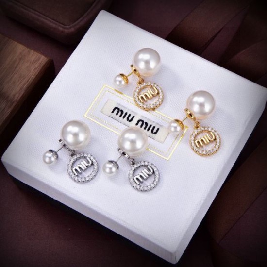 2024SS MIU MIU ミュウミュウ イヤリング 夏のいいのアイテム