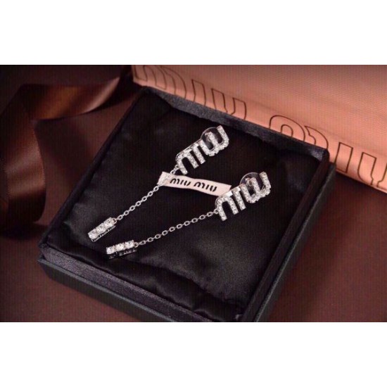 2024SS MIU MIU ミュウミュウ イヤリング 春夏入荷絶対欲しい 2024SS MIU MIU ミュウミュウ イヤリング 春夏入荷絶対欲しい