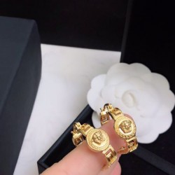 2024SS VERSACE ヴェルサーチェ イヤリング 今夏人気ブランド
