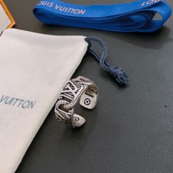 2024SS LOUIS VUITTON ルイヴィトン リング 大人気カラー入荷！